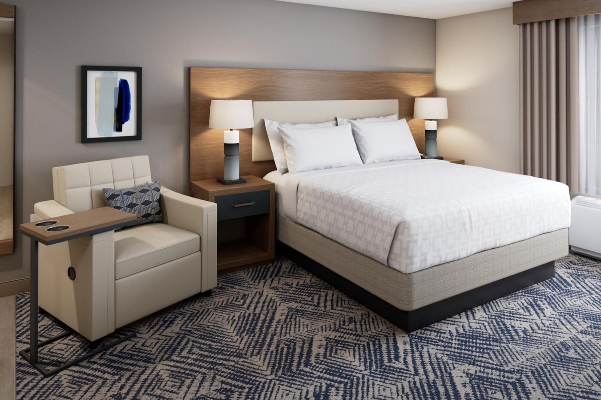 Candlewood - Airport Hotel