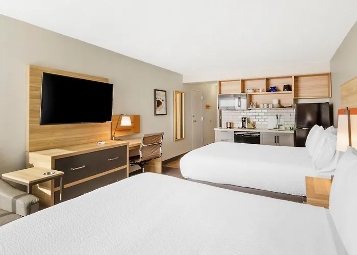 Candlewood Suites - Roanoke Airport